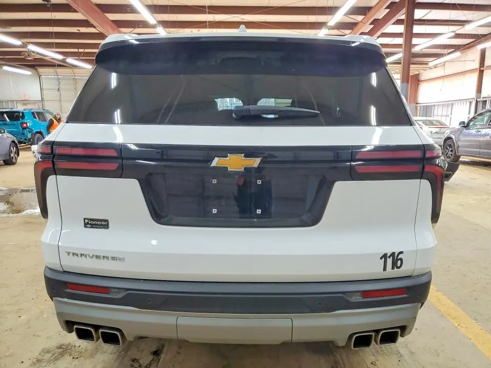 2025 CHEVROLET TRAVERSE LT  