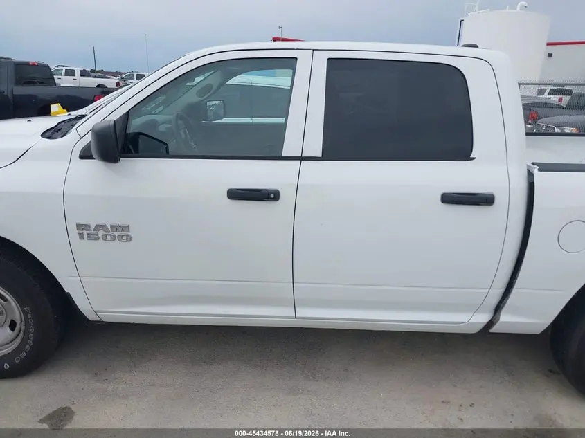 2018 RAM 1500 TRADESMAN  4X2 5'7 BOX