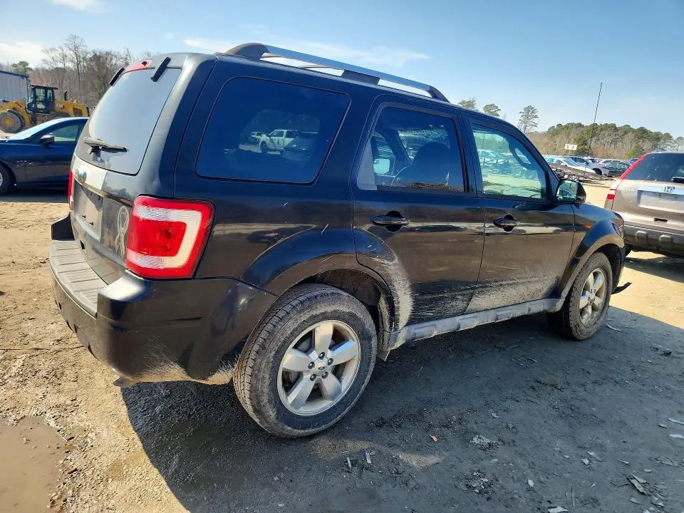 2010 FORD ESCAPE LIMITED  