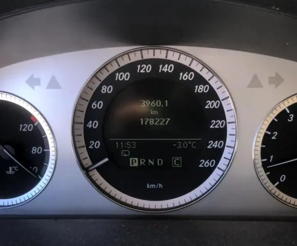 2010 MERCEDES-BENZ GLK350 4 MATIC  