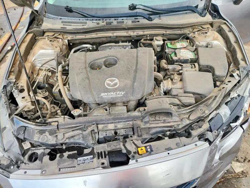 2016 MAZDA 3 TOURING  