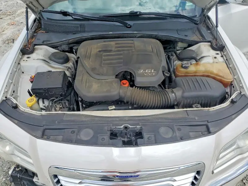 2013 CHRYSLER 300C   