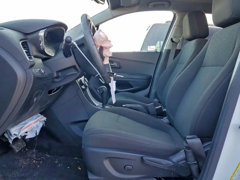 2022 CHEVROLET TRAX LS  