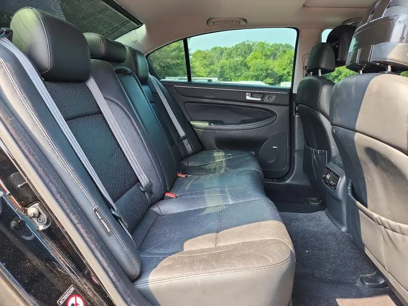 2013 HYUNDAI GENESIS   