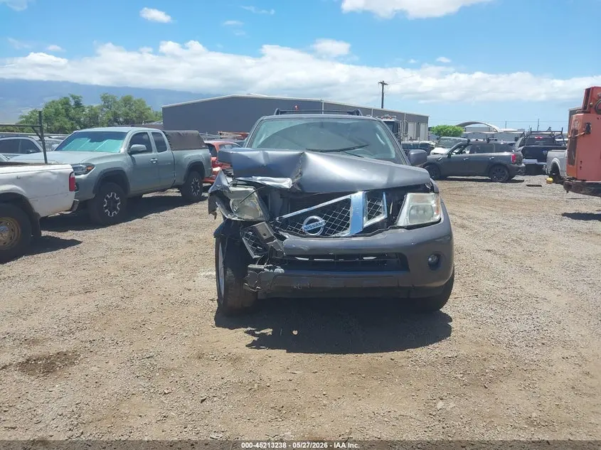 2012 NISSAN PATHFINDER SV