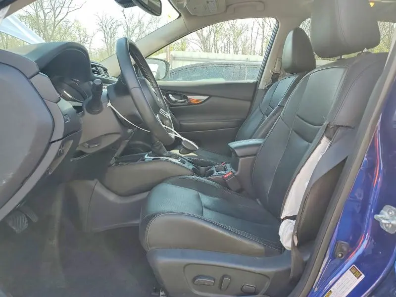 2019 NISSAN ROGUE SL  