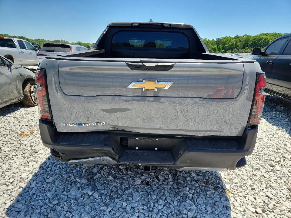 2025 CHEVROLET SILVERADO LT  