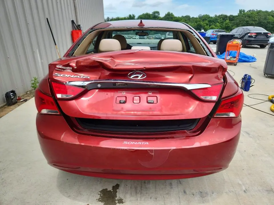 2013 HYUNDAI SONATA GLS  