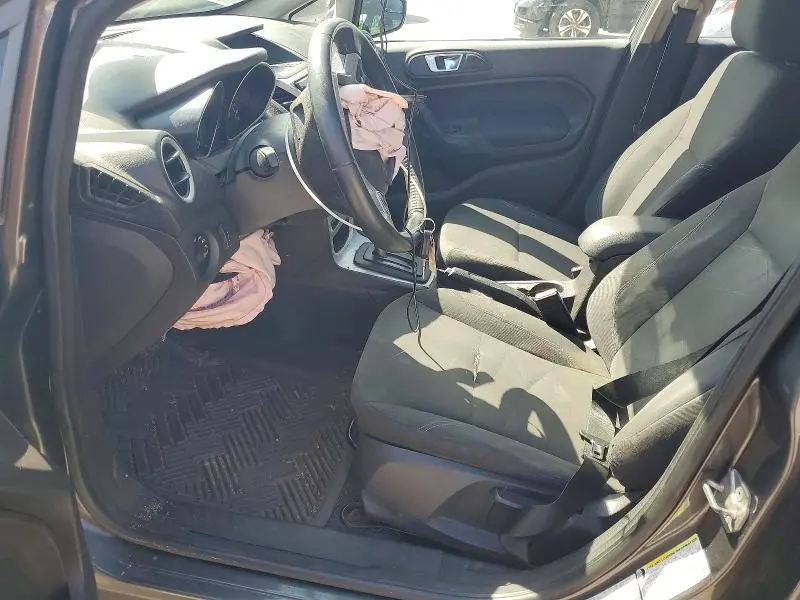 2015 FORD FIESTA SE  