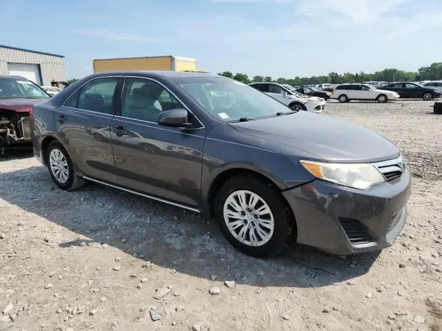 2014 TOYOTA CAMRY L  