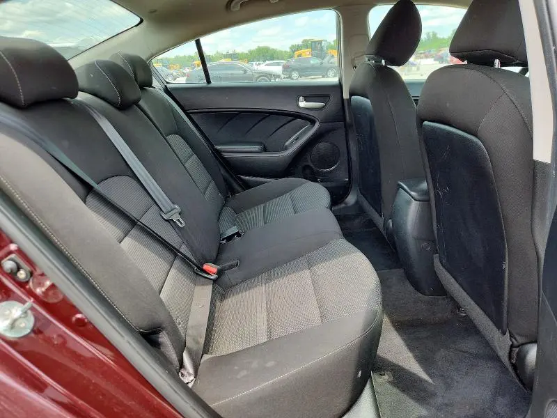 2018 KIA FORTE LX  