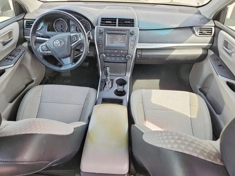 2015 TOYOTA CAMRY SE  