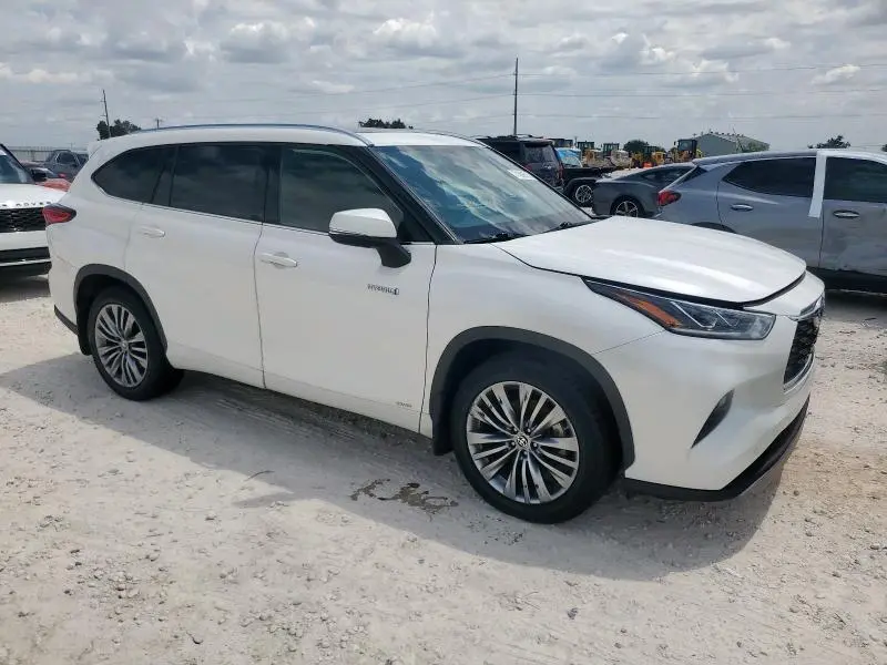 2021 TOYOTA HIGHLANDER HYBRID PLATINUM  
