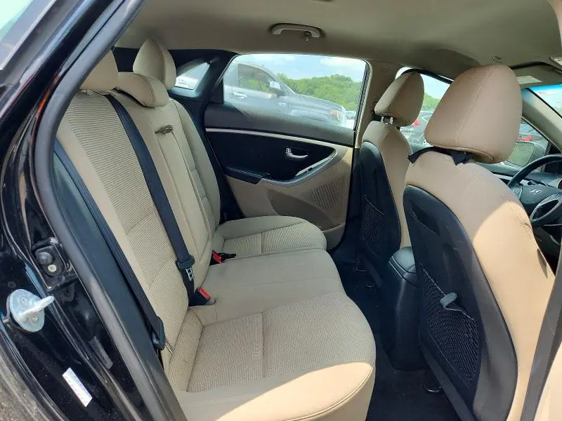 2017 HYUNDAI ELANTRA GT BASE  