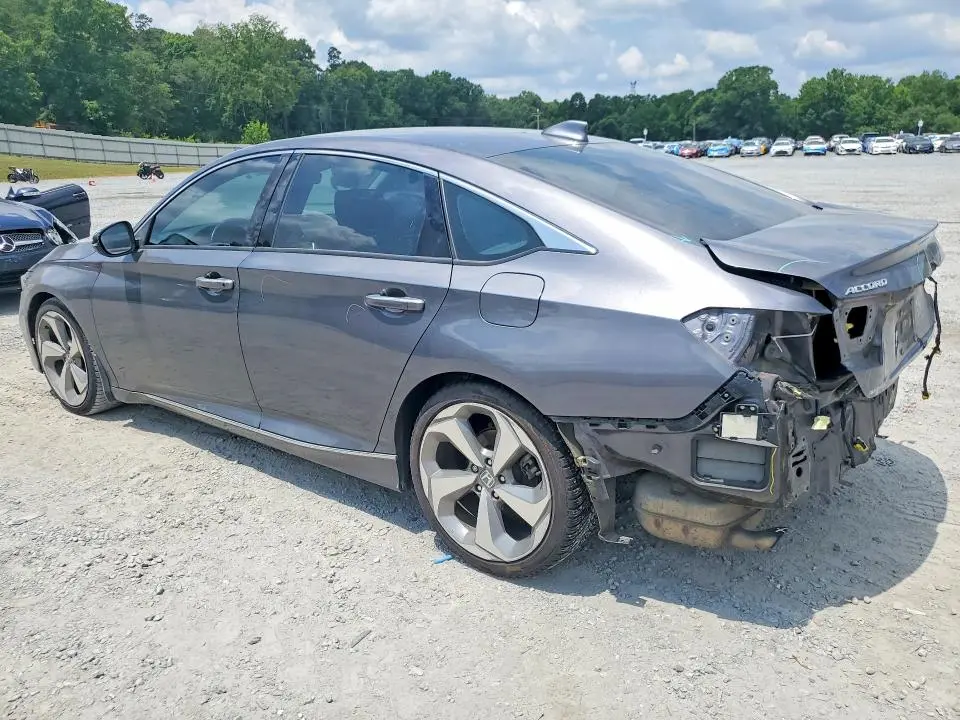 2018 HONDA ACCORD TOURING  