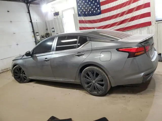 2022 NISSAN ALTIMA SR  