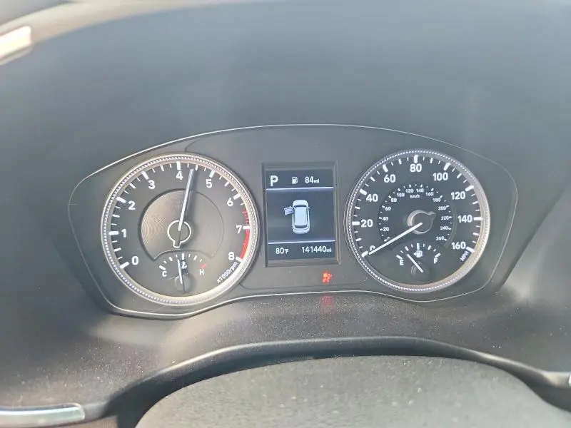2019 HYUNDAI SANTA FE SE  