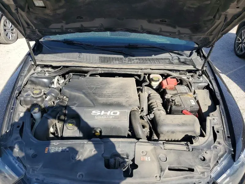 2016 FORD TAURUS SHO  