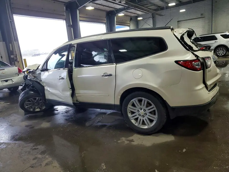 2014 CHEVROLET TRAVERSE LT  
