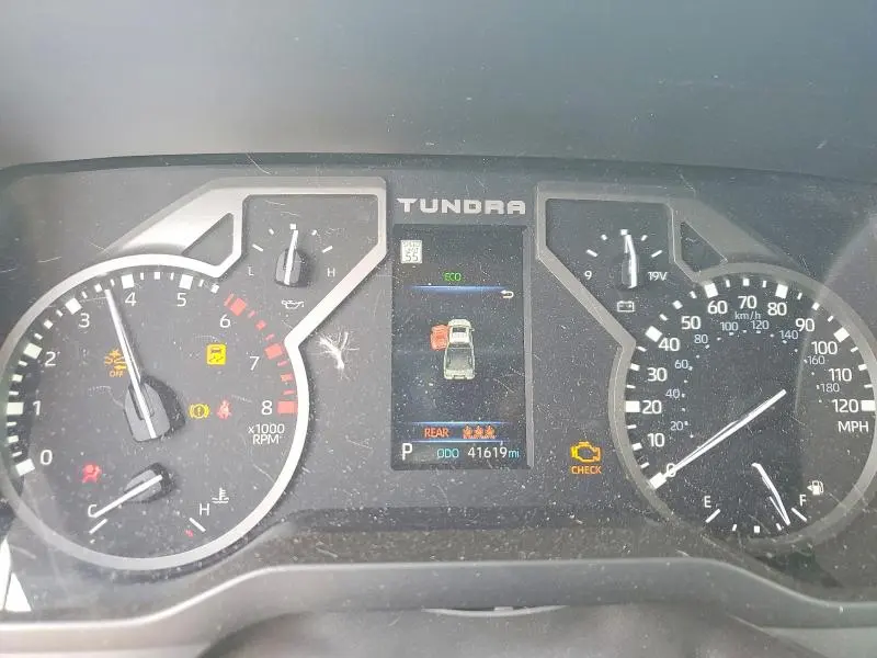 2022 TOYOTA TUNDRA SR5  