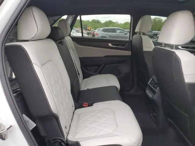 2025 VOLKSWAGEN ATLAS CROSS SPORT SEL PREMIUM R-LINE  