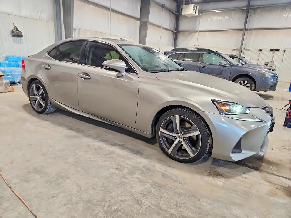 2017 LEXUS IS 300  