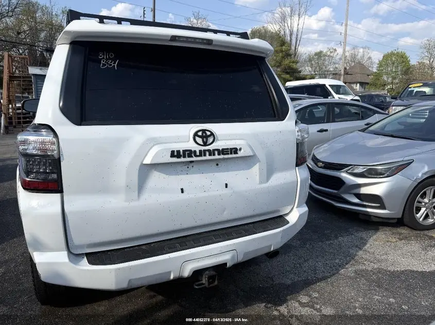 2017 TOYOTA 4RUNNER SR5