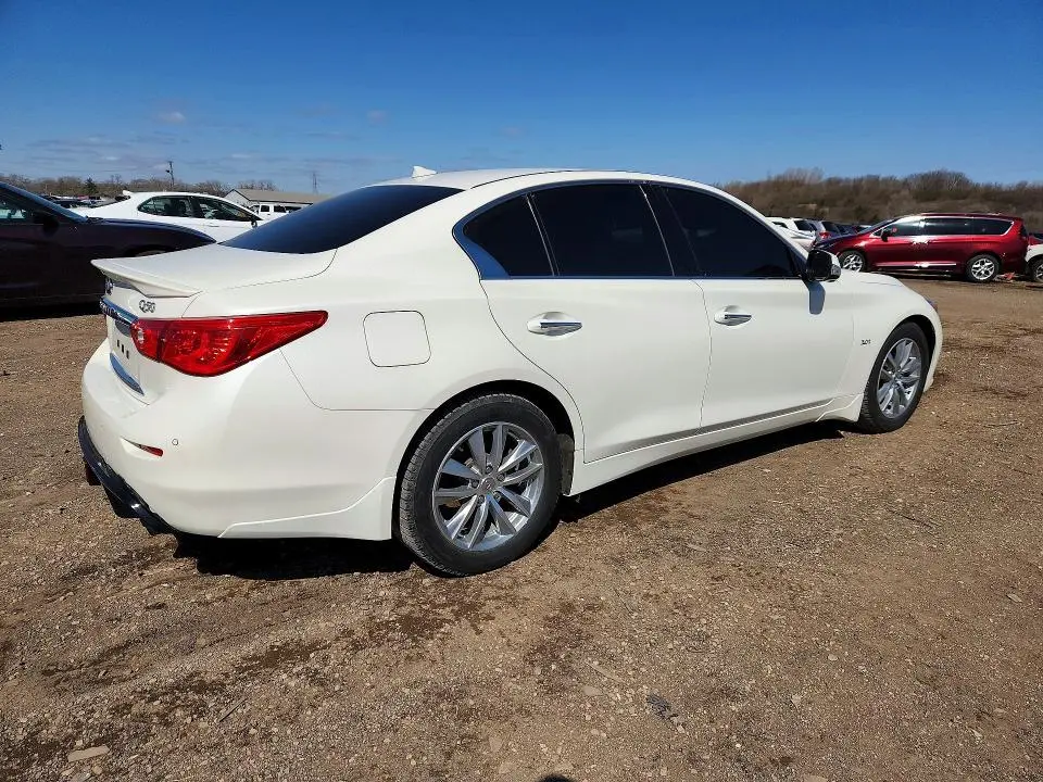 2016 INFINITI Q50 3.0T PREMIUM  
