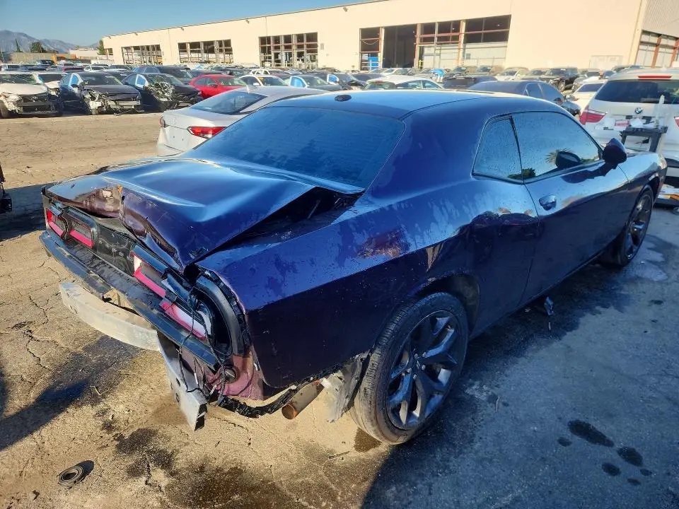 2020 DODGE CHALLENGER SXT  