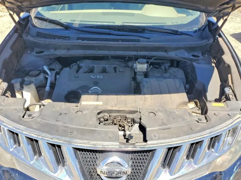 2010 NISSAN MURANO S  