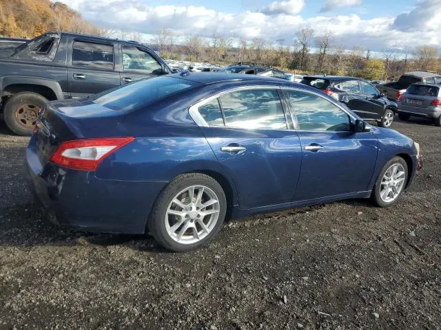 2010 NISSAN MAXIMA S  