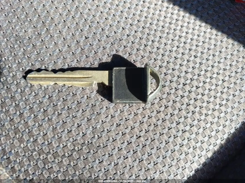 2013 NISSAN ROGUE SV