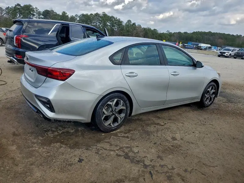 2021 KIA FORTE FE  