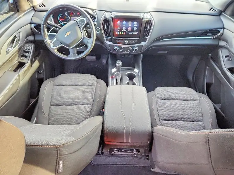 2020 CHEVROLET TRAVERSE LT  
