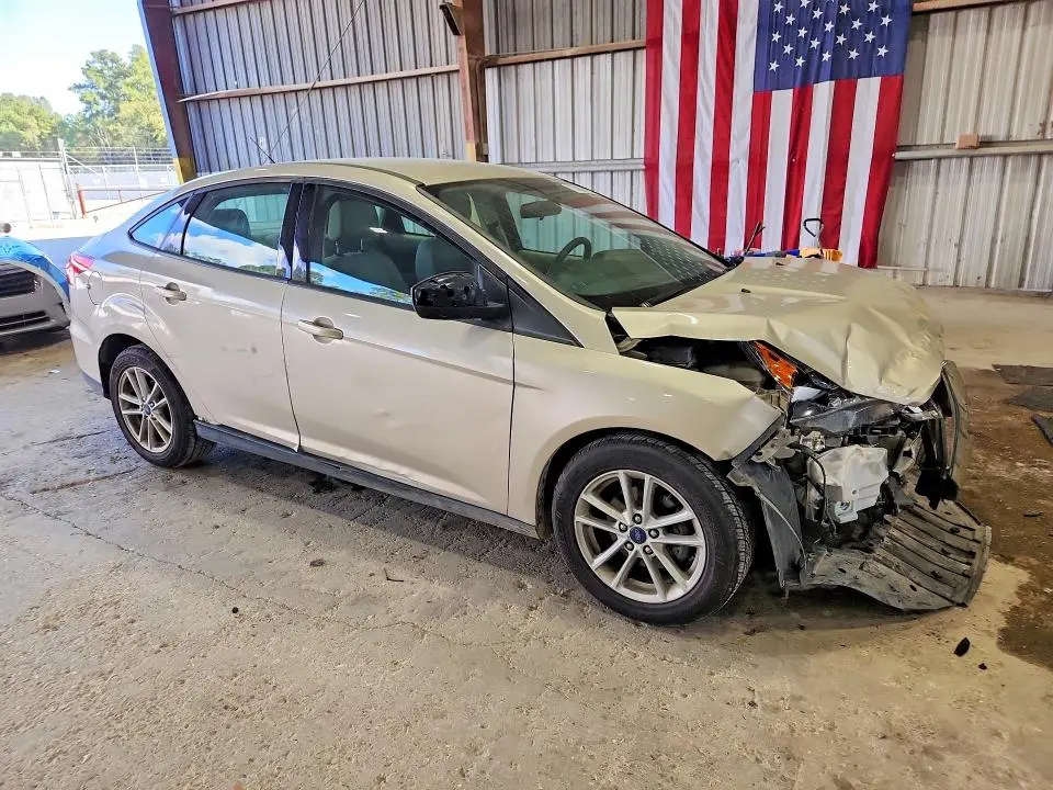 2018 FORD FOCUS SE  