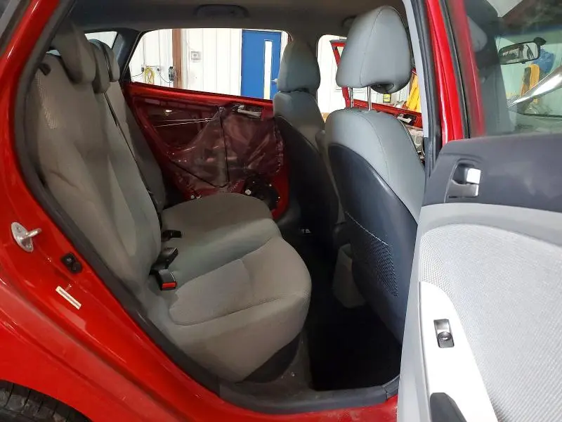 2014 HYUNDAI ACCENT GS  