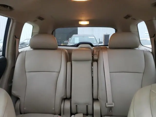 2010 TOYOTA HIGHLANDER LIMITED  