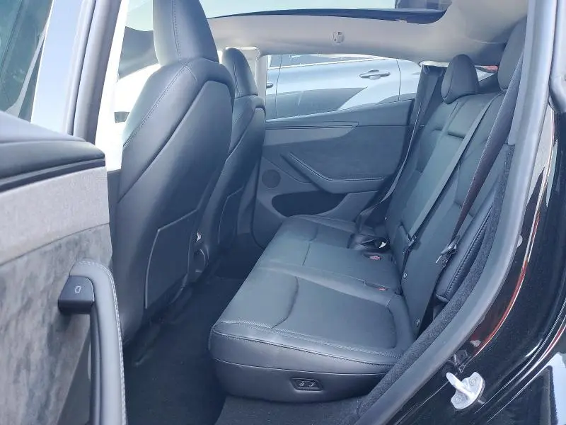 2026 TESLA MODEL Y   