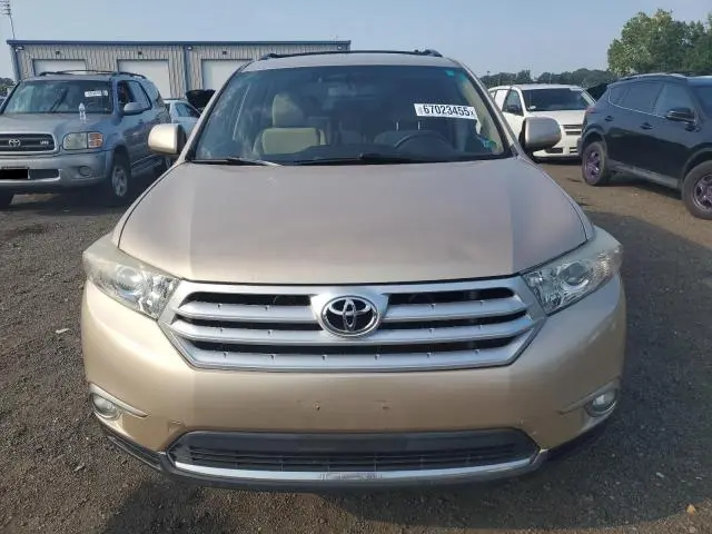 2012 TOYOTA HIGHLANDER BASE  