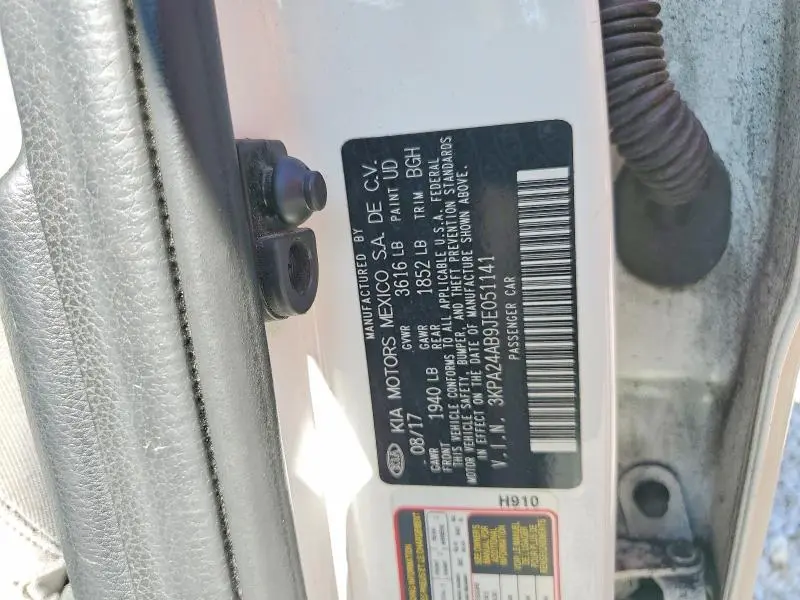 2018 KIA RIO LX  