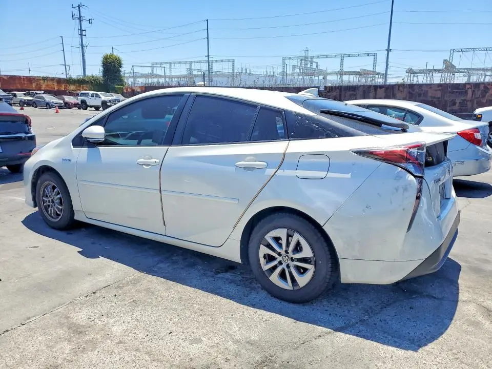 2016 TOYOTA PRIUS THREE  