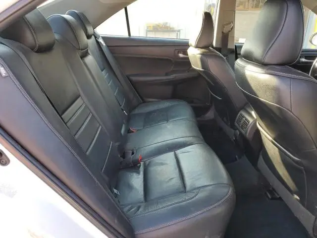 2015 TOYOTA CAMRY LE  