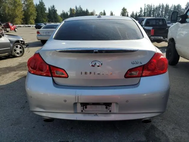 2010 INFINITI G37