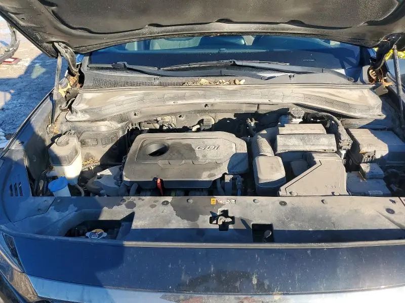 2019 HYUNDAI SANTA FE SE  