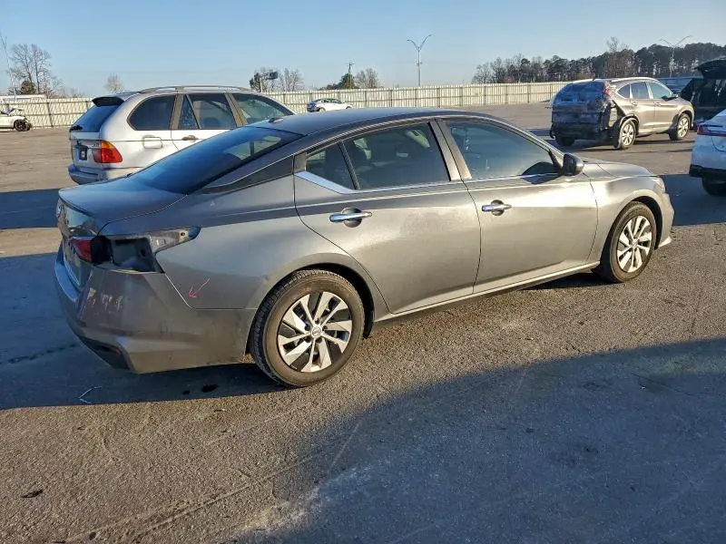2019 NISSAN ALTIMA S  