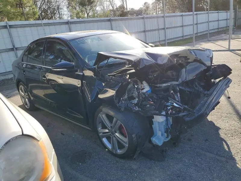2015 VOLKSWAGEN JETTA GLI  