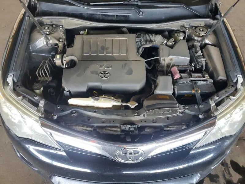 2013 TOYOTA CAMRY SE  