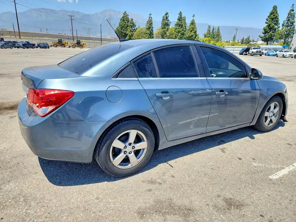 2012 CHEVROLET CRUZE LT  