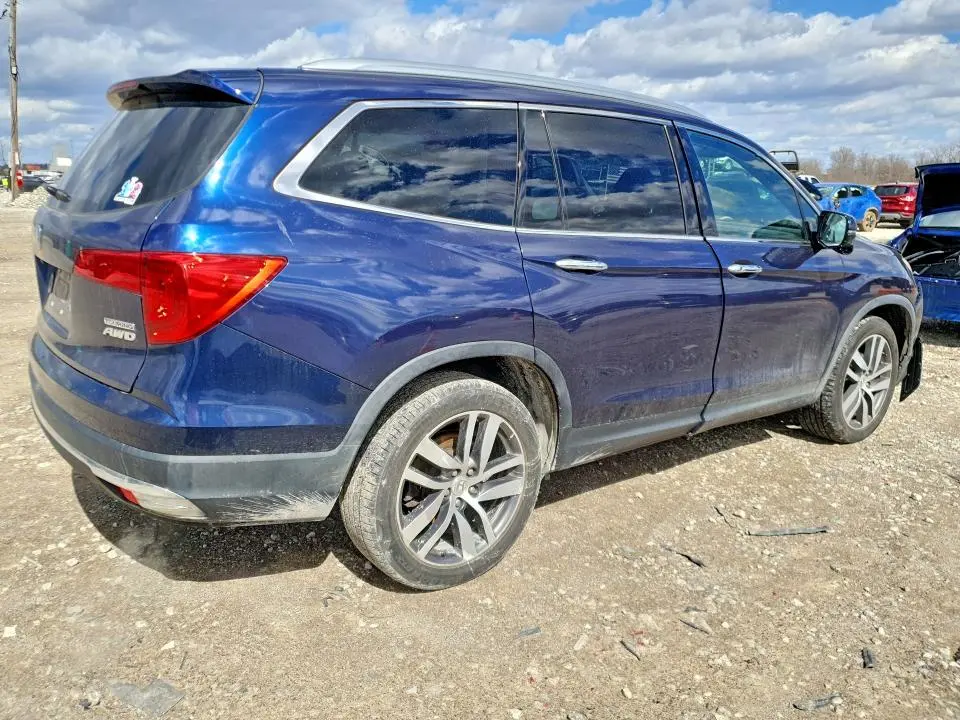2016 HONDA PILOT TOURING  