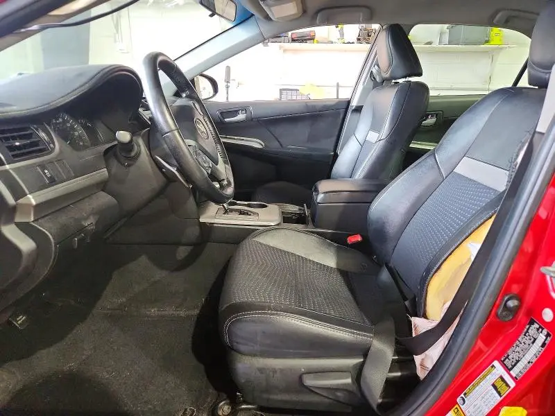 2013 TOYOTA CAMRY SE  